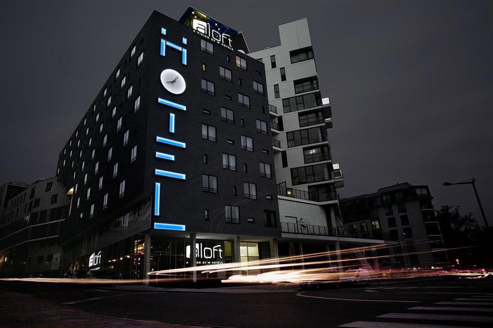 Отель Aloft Brussels Schuman Экстерьер фото